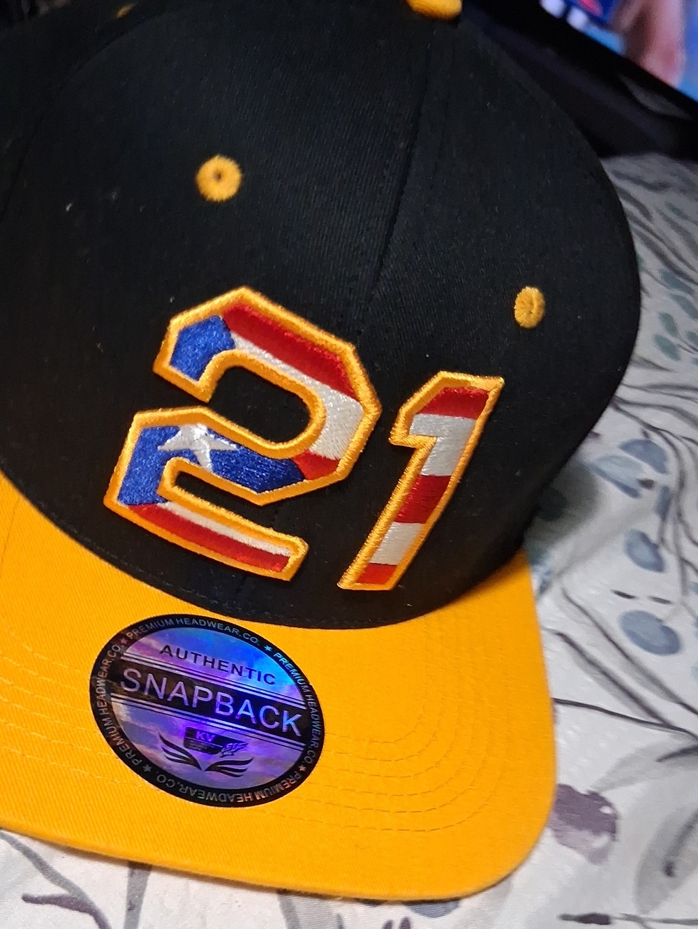 Men's Snapback Cap with '21' Embroidery - Black and Yellow